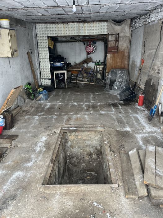 Продаётся гараж.