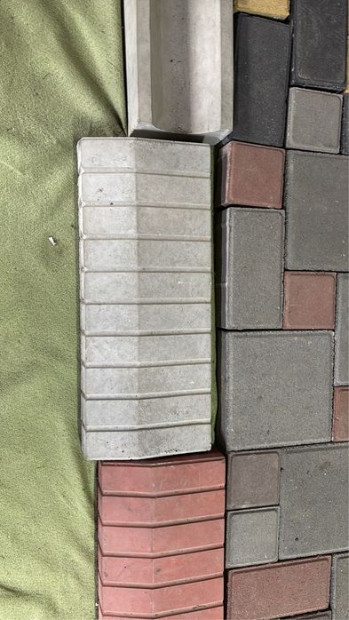 Блрдюры, поребрик, шляпы,