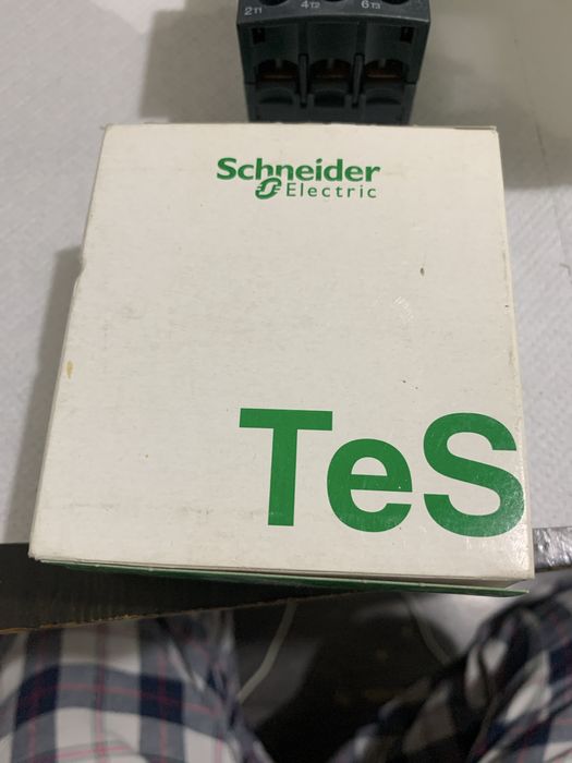 Intrerupator Schneider