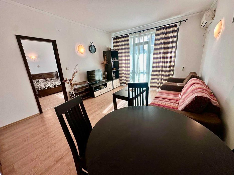 Продава се Двустаен апартамент в к.к. Слънчев бряг - 85 кв.м за 977 €/кв.м - Снимка #3