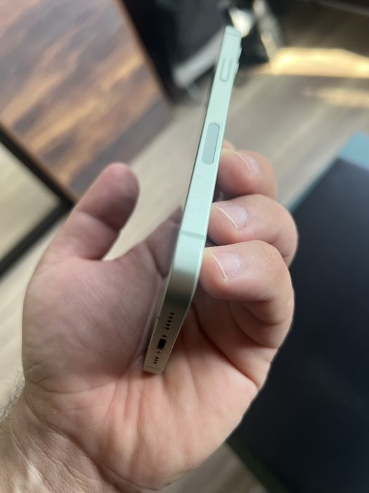 Продам Iphone 12 128гб