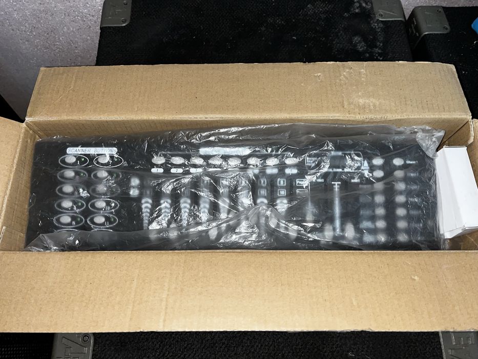 De vanzare Controler DMX 512