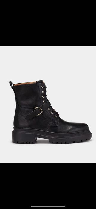 Високи ботуши на Zara