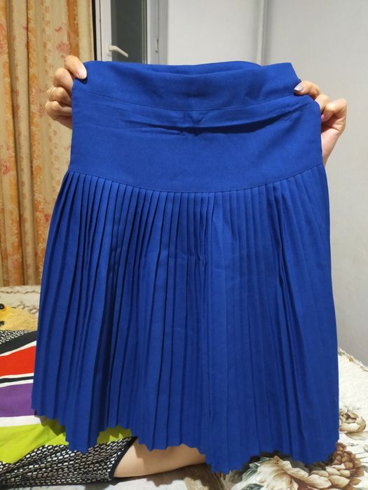 Продается    школьная тройка