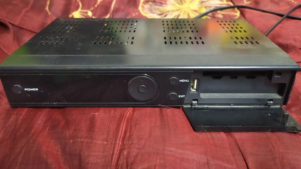 Продам спутниковые тюнера