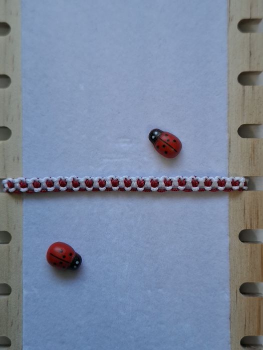 Ръчно изработени мартеници