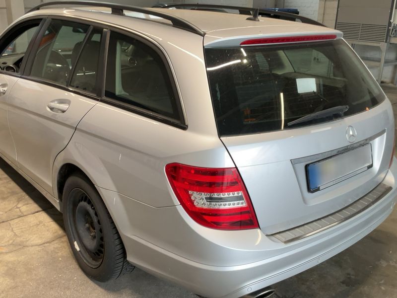 Mercedes-Benz C-Klasse C 220 CDI T BlueEfficiency Classic 2013
