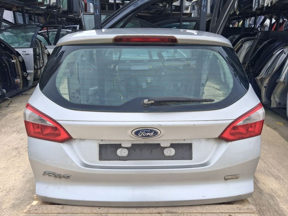 Врата Багажник Ford Focus MK3 2012г.