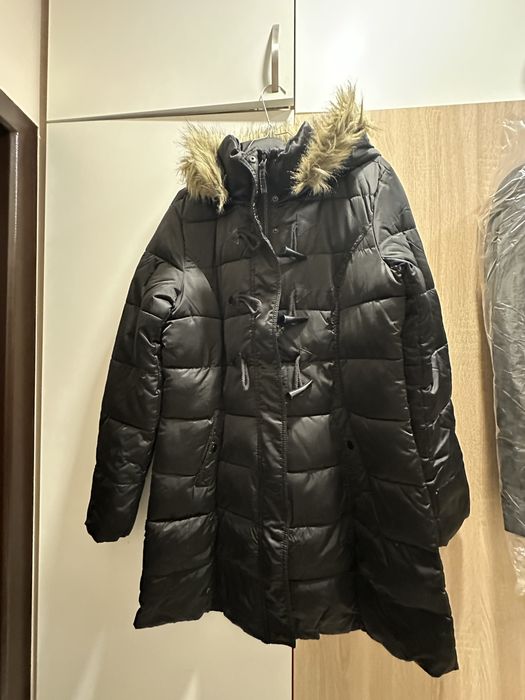 Дамско зимно яке Montego