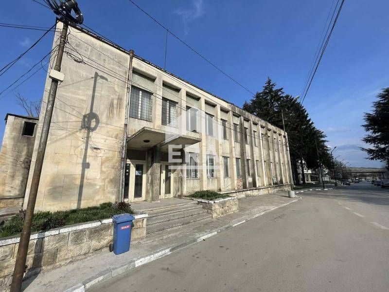 Продава се Промишлена сграда в с. Пиргово, Област Русе - 915 кв.м за 241 €/кв.м - Снимка #1