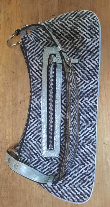 Geanta Guess,material textil și piele