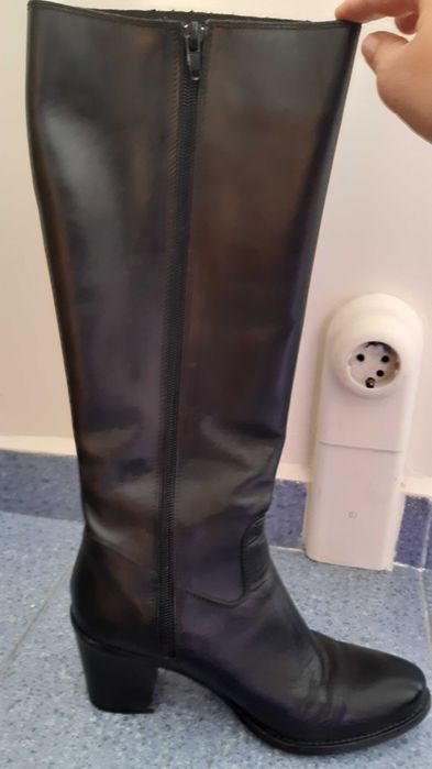 Дамски есенно-зимни ботуши, боти и обувки, 37