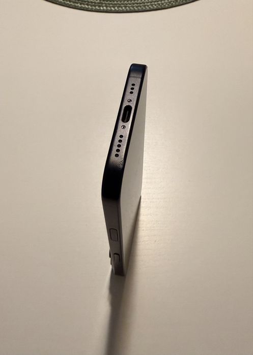 iPhone 16 negru, 128gb, baterie 100%