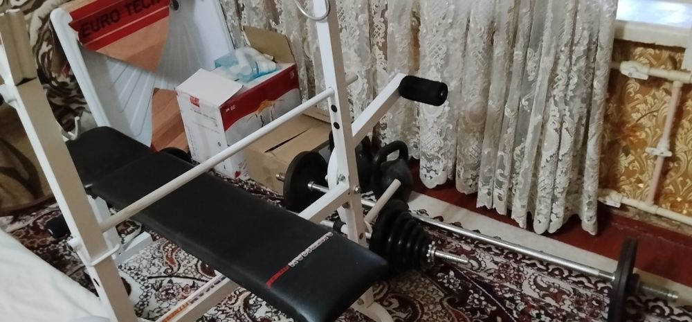 Штанги 2шт, лежак жим лёжа новый, гиря  2шт