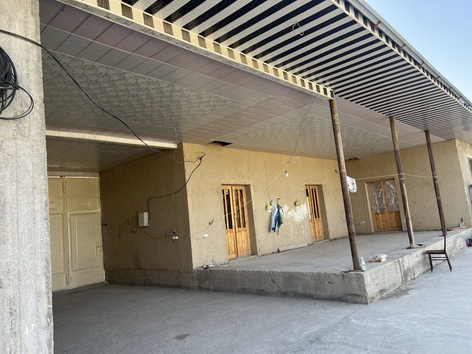 Ховли сотилади 10 соток. Уй