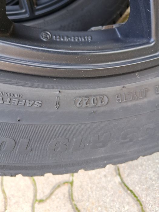 Vând roti KIA SORENTO