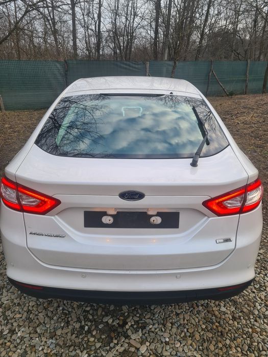 Dezmembrez Ford Mondeo mk5