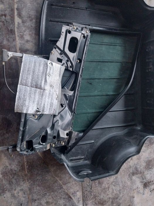 Запчасти на ауди 80 б3-б4