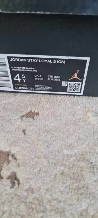 Vând Jordan Stay Loyal 2
