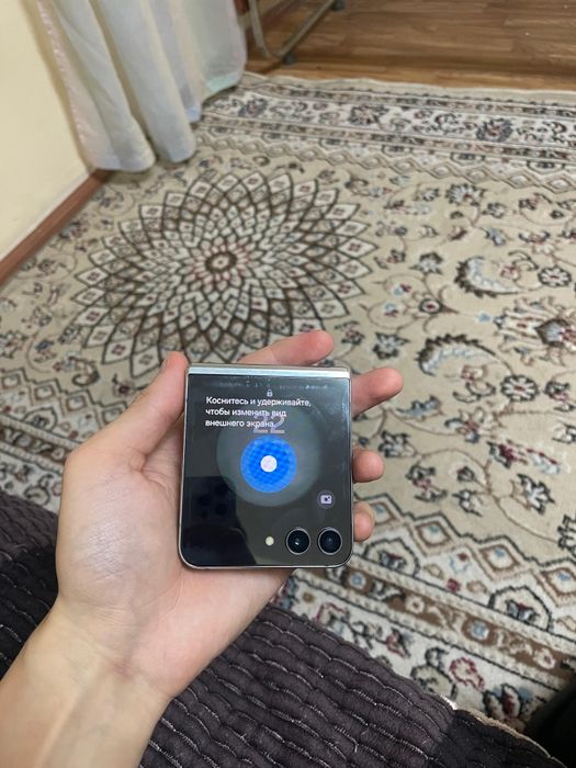 Самсунг з флип 5 8/256