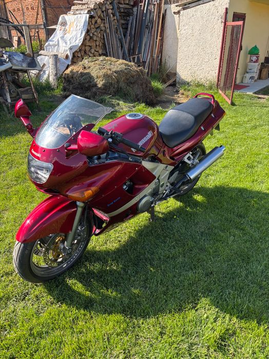 Motocicleta Kawasaki zzr 600
