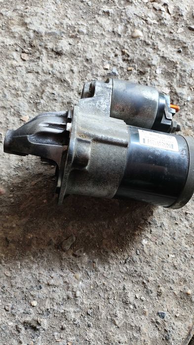 Хюндай и30 бензинов.Останали части след продажба.