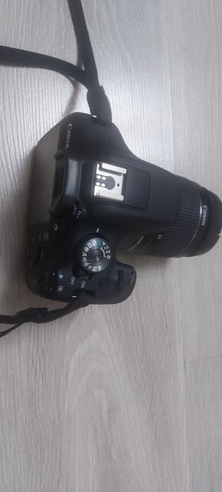 Фотоаппарат Canon EOS 2000D