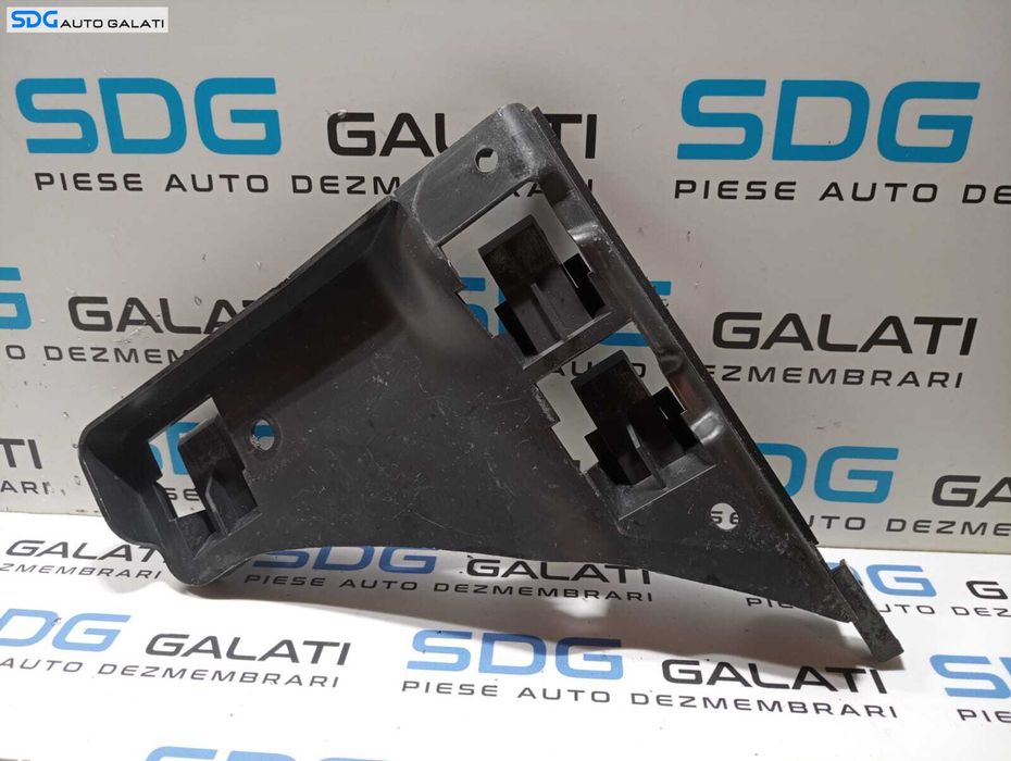 Suport Ghidaj Dreapta pentru Bara Spoiler Fata Seat Alhambra 2001 - 2010 Cod 7M3807184A [M4443]