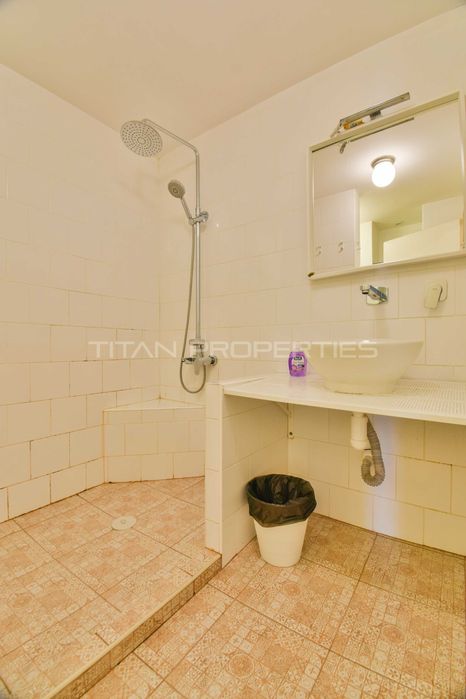 Продава се Тристаен апартамент в София, Център - 86 кв.м за 4652 €/кв.м - Снимка #8