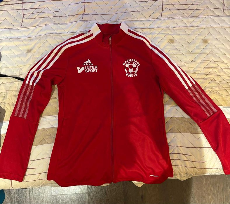 Горнище на Adidas