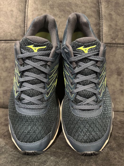 Mizuno Wave PARADOX 5.
