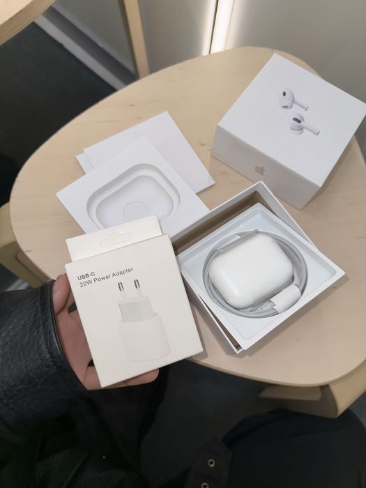 Apple AirPods Pro 2