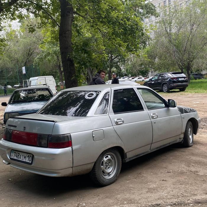 Продам ваз 2110 в норммальном состоянии