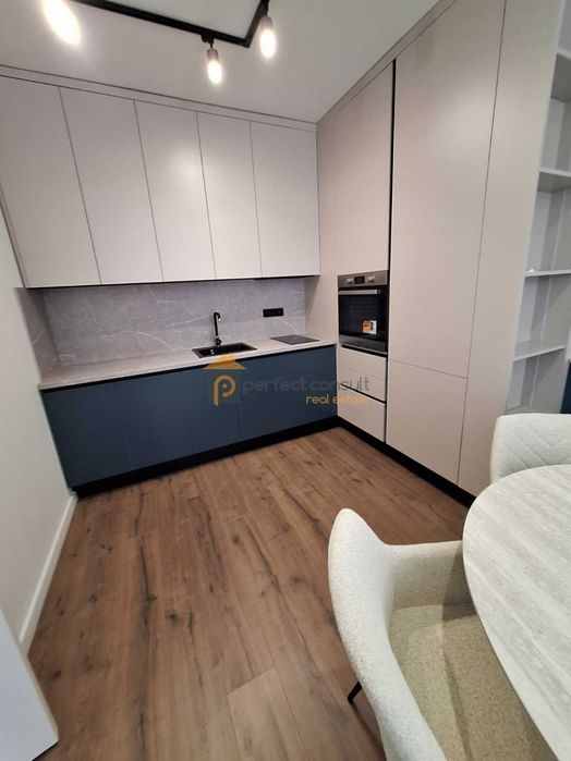 Продава се Двустаен апартамент в Пловдив, Кършияка - 66 кв.м за 2311 €/кв.м - Снимка #1