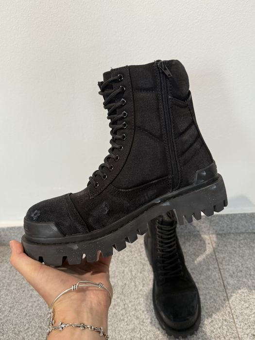 Balenciaga Strike Boots - 41/42/43/44 pe stoc