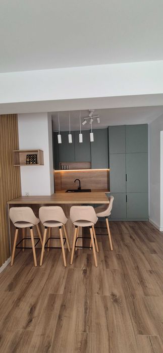 Inchiriez apartament 3 camere Arena Prima Oradea