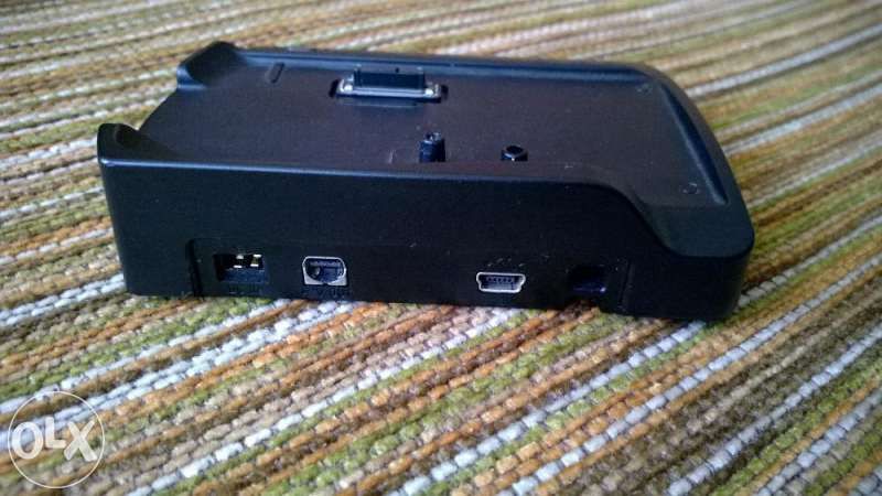 Продавам Докинг станция на Сони / Sony Handycam Station