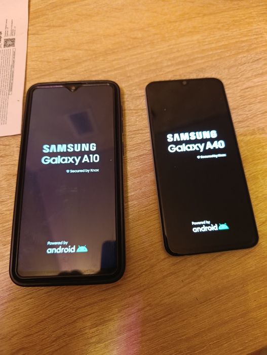 Продам два телефона