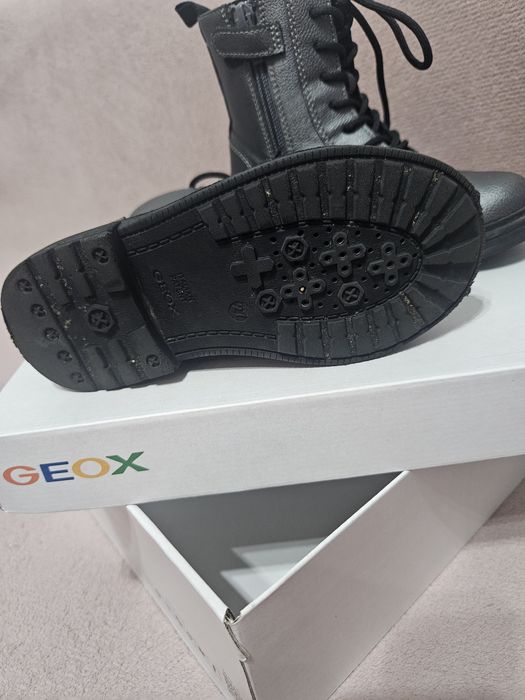 Детски боти Geox