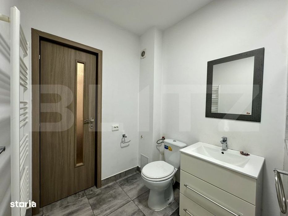 Apartament 3 camere, 70 mp total, acces pietonal Vivo