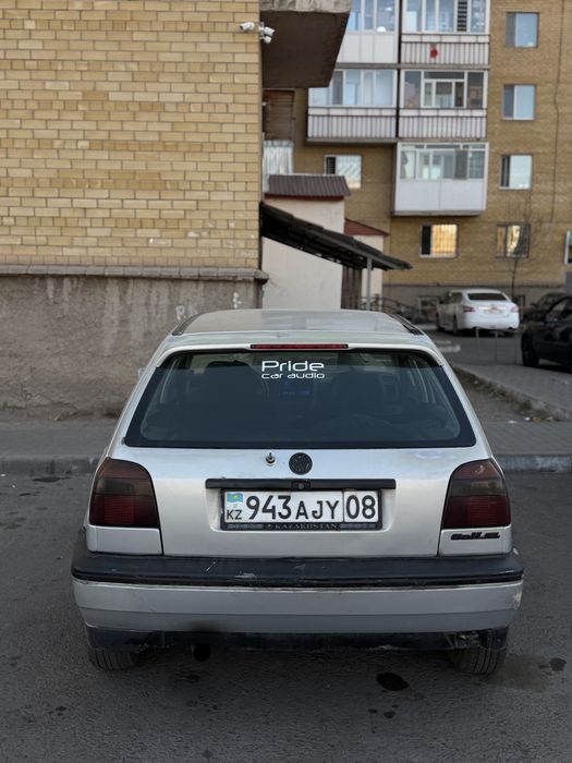 Голф 3 продам срочно 2куб автомад
