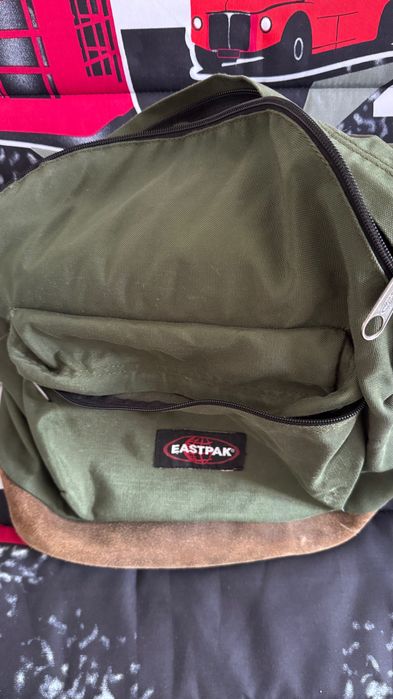 Раница с кожа EastPak