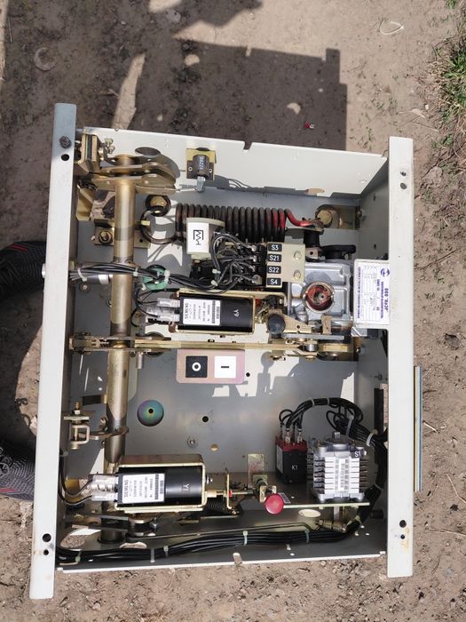 Вакуумный выключатель