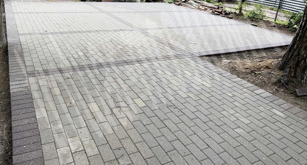 Благоустройства Укладка брусчатки
