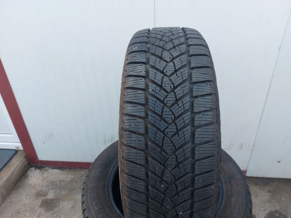 150 lei bucata! Set anvelope M+S/IARNA 215 60 17 Fulda dot 2020! 7 mm