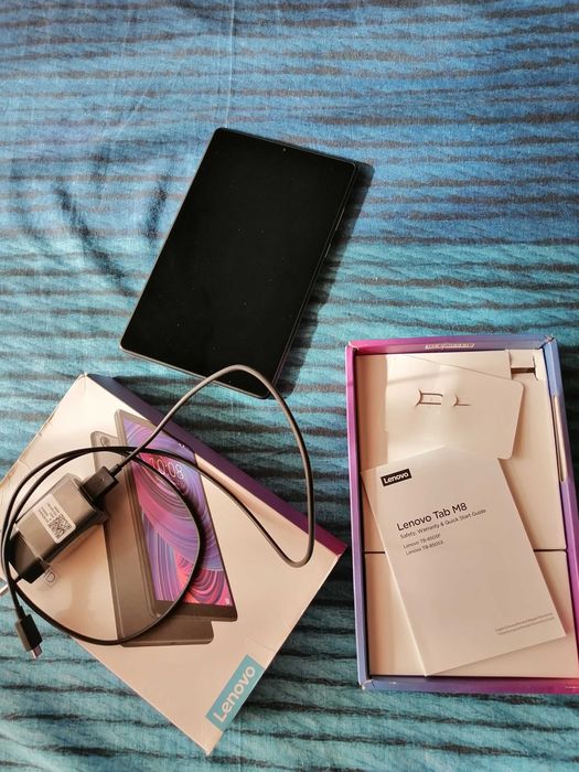 Чисто нов таблет Lenovo M8