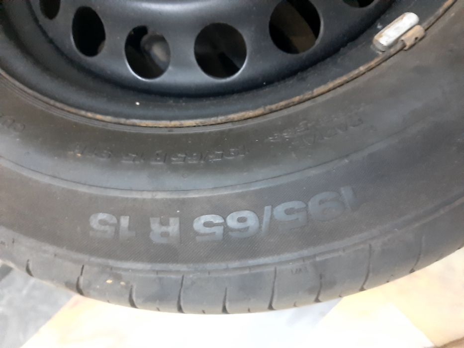 Srochna sotiladi 195/65 R15