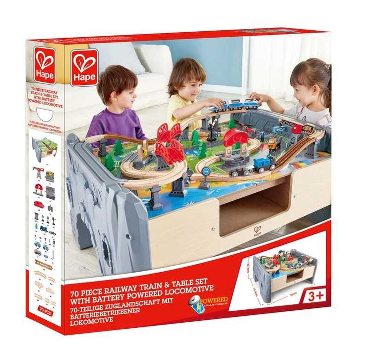Дървена железница с маса HAPE - 70 части, нова