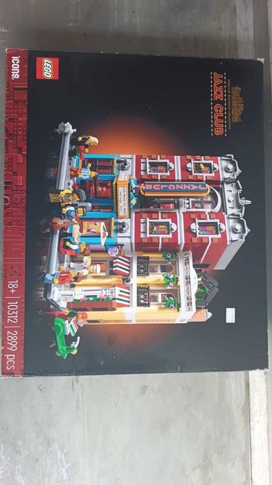 Vând seturi LEGO sigilate –, Jazz Club, Notre-Dame