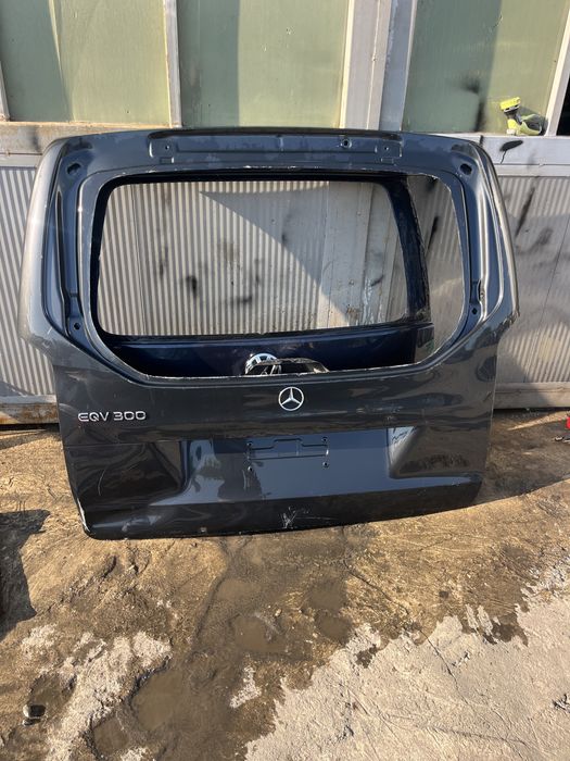 2 броя Капак,багажник Mercedes EQV 2020-